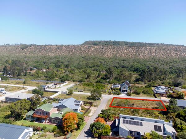 722 m² Land