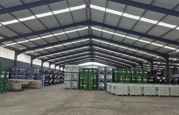 2 500  m² Industrial space