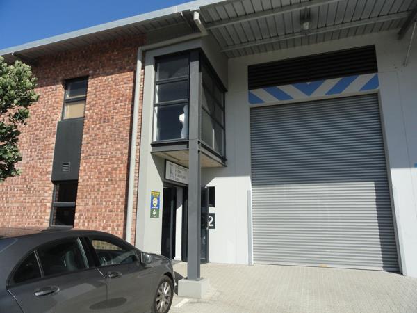 176  m² Industrial space
