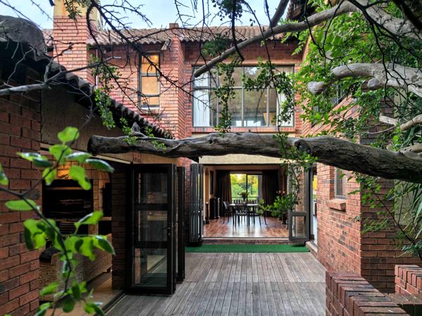 5 Bedroom House