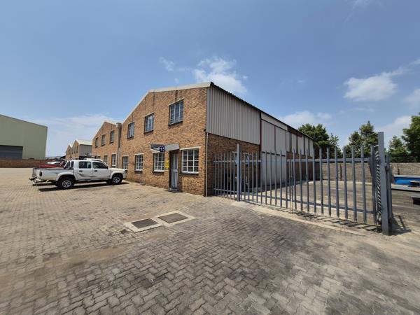 290  m² Industrial space