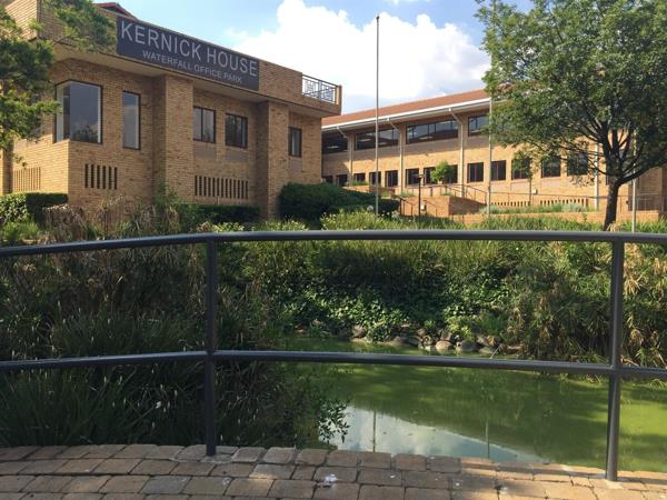 150  m² Commercial space