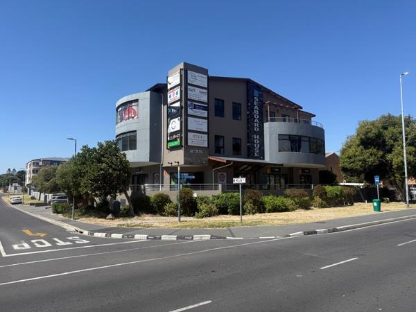 109  m² Commercial space