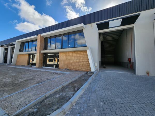 654  m² Industrial space