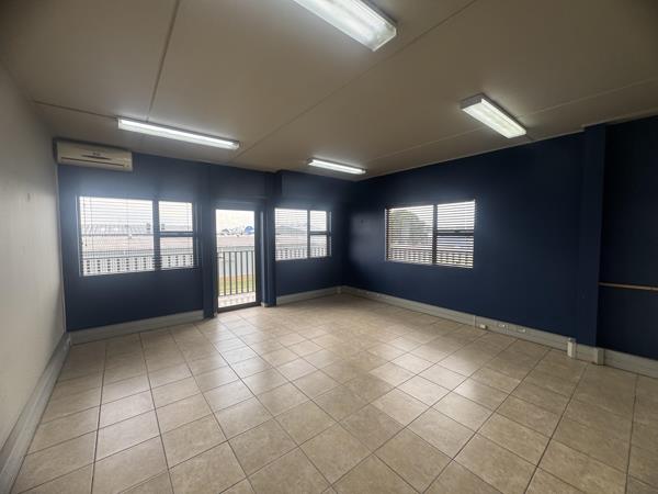 256 m² Commercial space