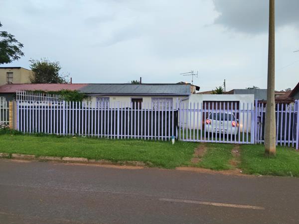 2 Bedroom House