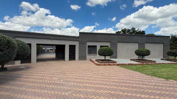 5 Bedroom Simplex