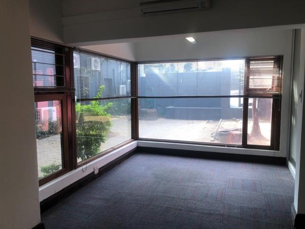 198  m² Office Space