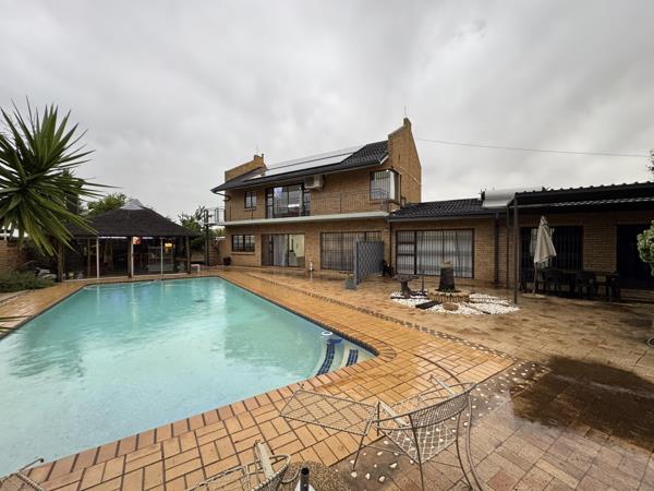 5 Bedroom House