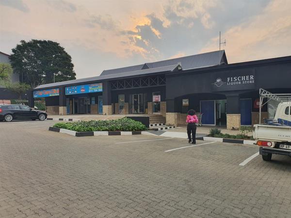 112  m² Retail Space