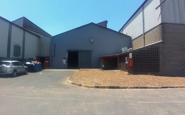 680  m² Commercial space