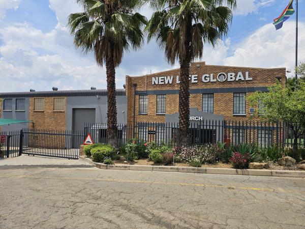 1 050  m² Industrial space