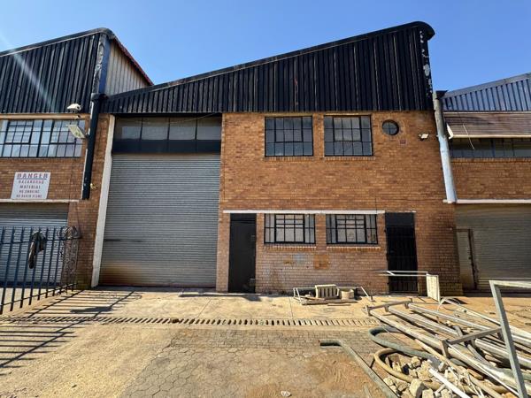 583  m² Industrial space