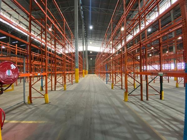 5 994  m² Industrial space