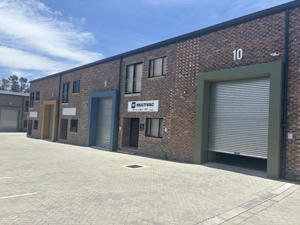 295  m² Industrial space
