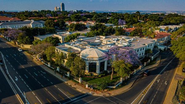 3 649  m² Commercial space