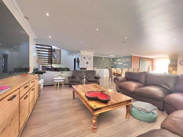 4 Bedroom Duplex