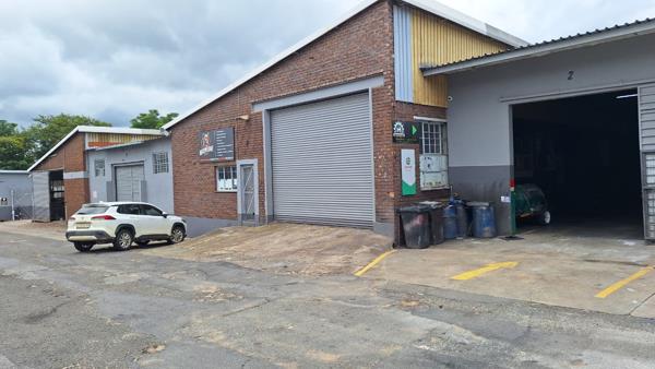 2 109 m² Industrial space