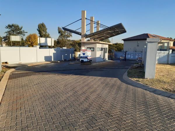 317 m² Land