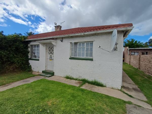 6 Bedroom House