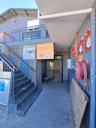 84  m² Retail Space