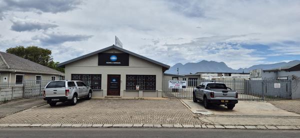 575  m² Commercial space