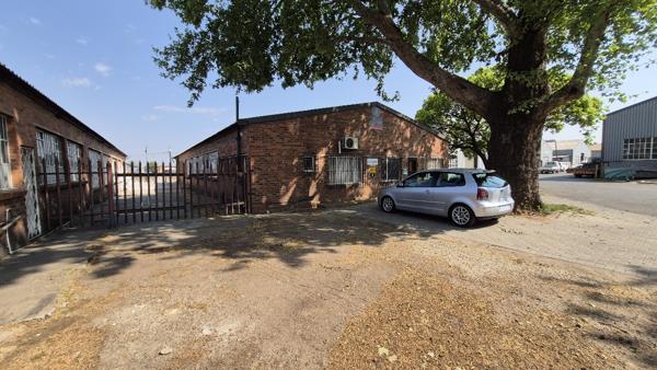 386  m² Industrial space