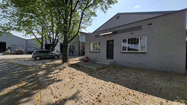 408  m² Industrial space