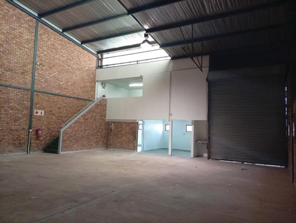 240  m² Industrial space