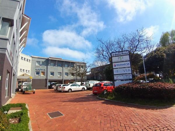 422  m² Office Space