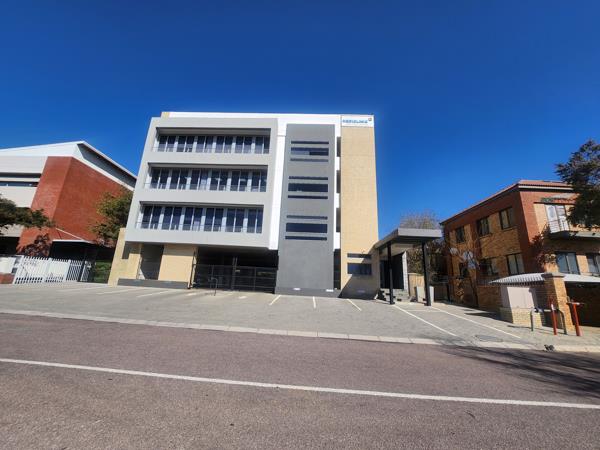 253.3 m² Commercial space