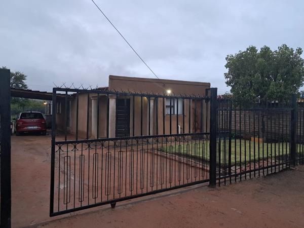 2 Bedroom House
