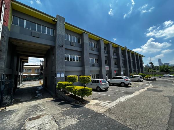 650  m² Industrial space