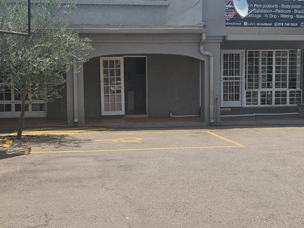 70  m² Retail Space