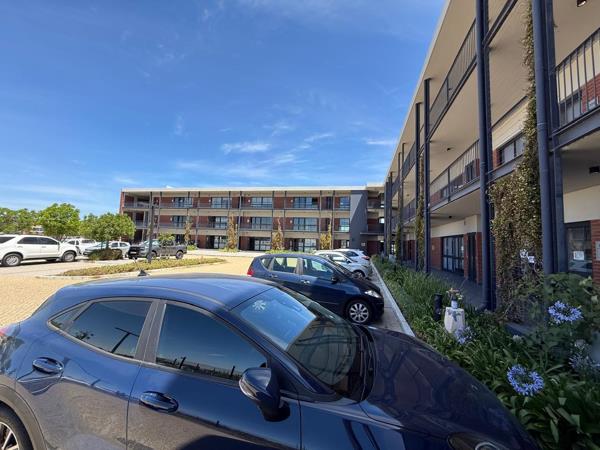 180  m² Commercial space