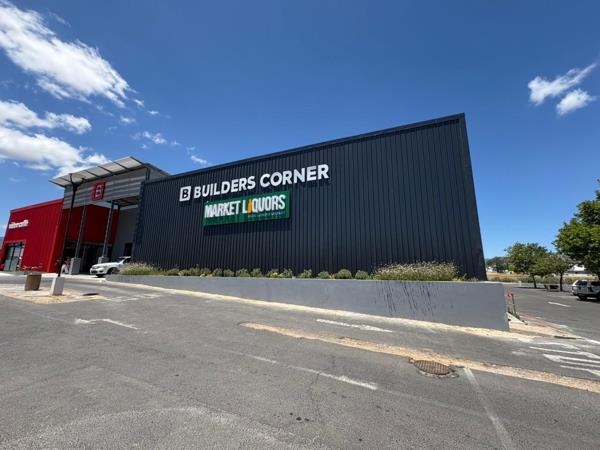 250  m² Retail Space