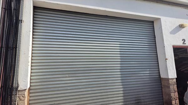 368  m² Industrial space