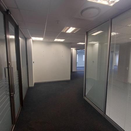 332  m² Office Space