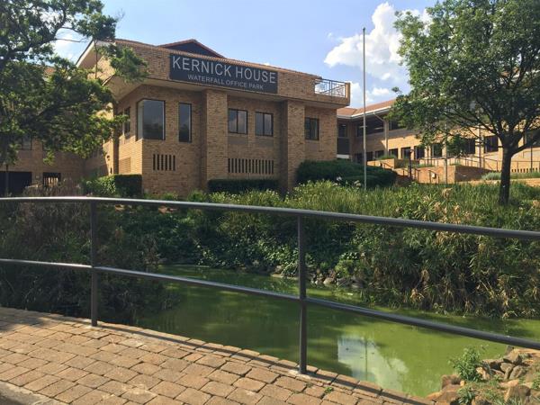 3 039  m² Commercial space