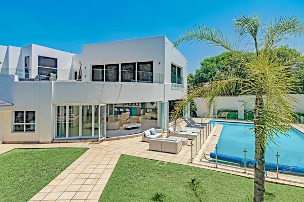 5 Bedroom House