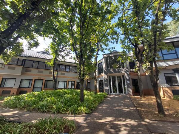 187  m² Commercial space