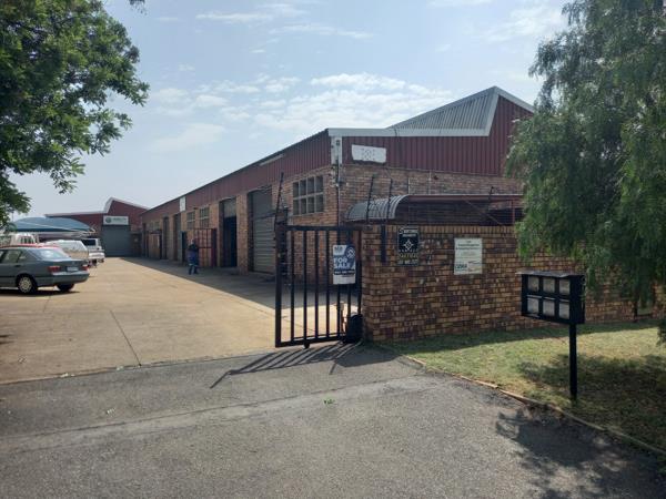 100  m² Industrial space