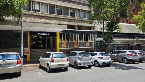 110  m² Commercial space