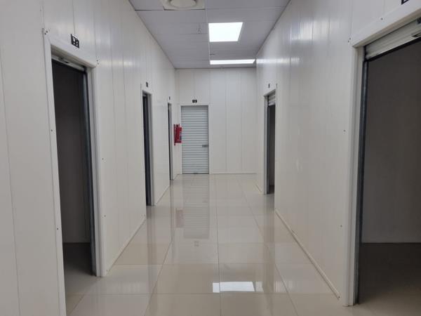 18 m² Commercial space