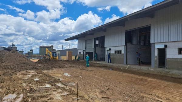 300  m² Industrial space