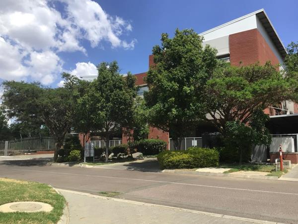 227  m² Commercial space