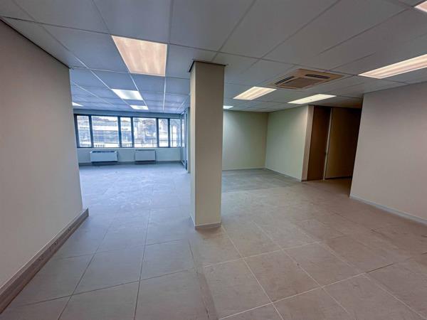 291  m² Commercial space
