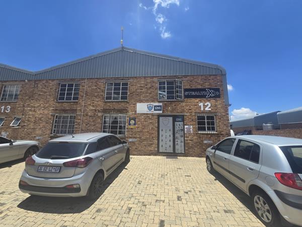 300  m² Industrial space