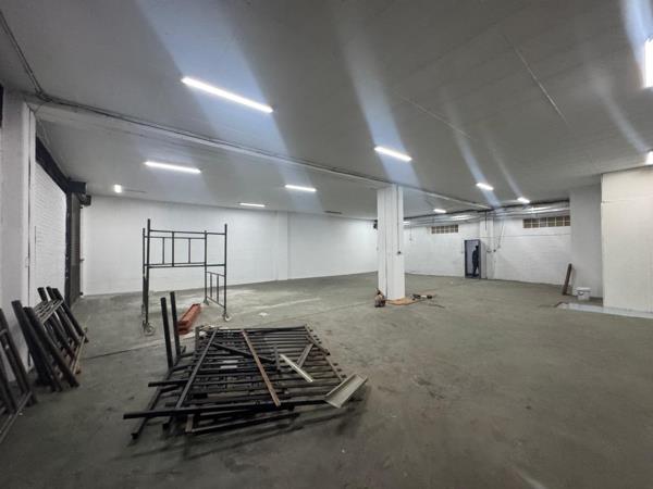 380  m² Industrial space