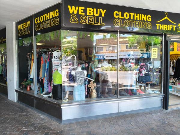 92  m² Commercial space